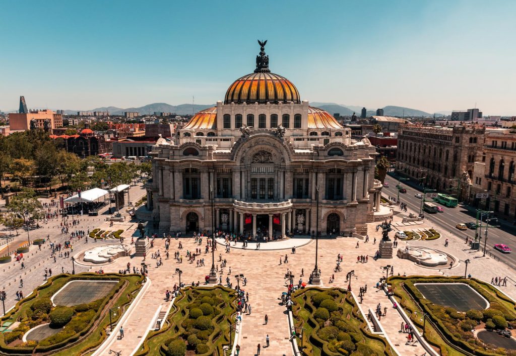 Kota Terbaik di Meksiko untuk Mempekerjakan Pengembang Software